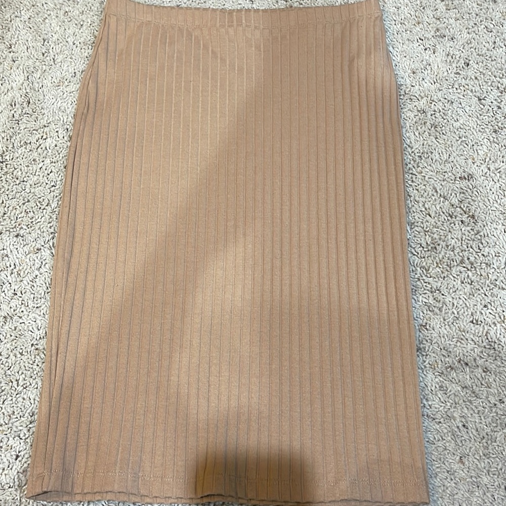Pencil skirt